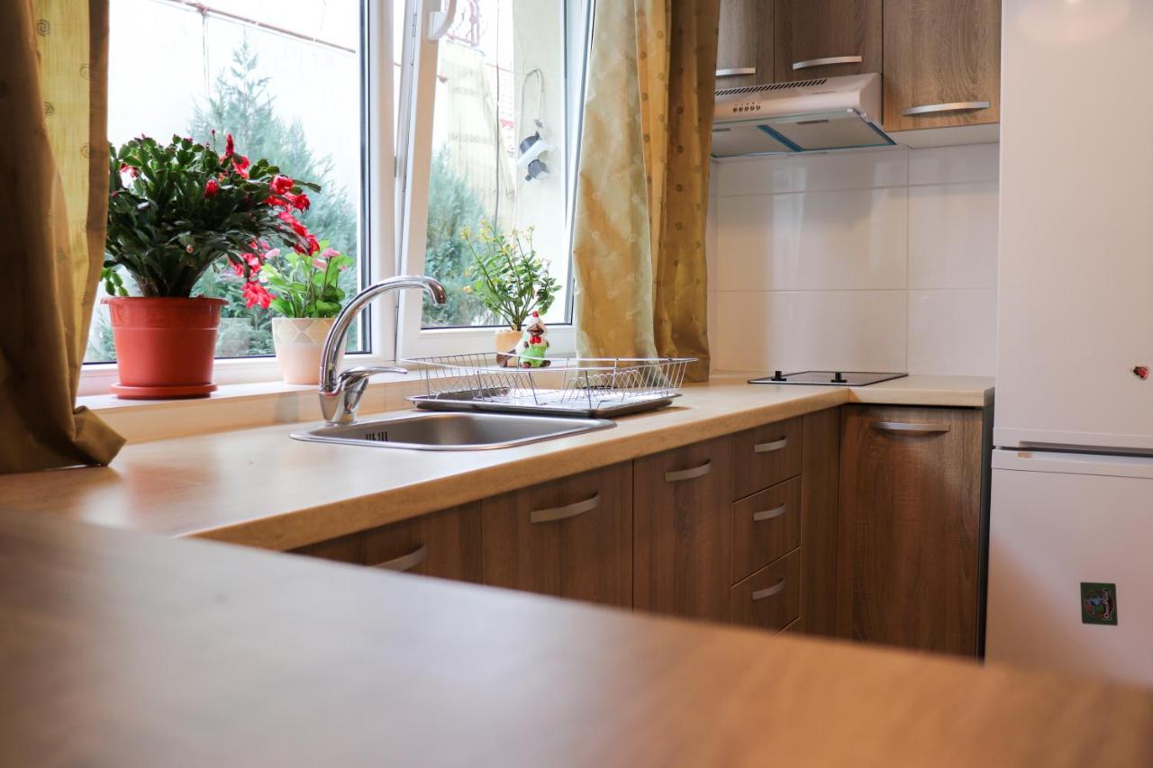 Apartamente Bucegi Rîşnov Esterno foto