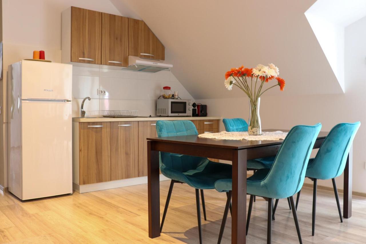 Apartamente Bucegi Rîşnov Esterno foto